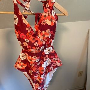 NWT cupshe one piece bathing suit